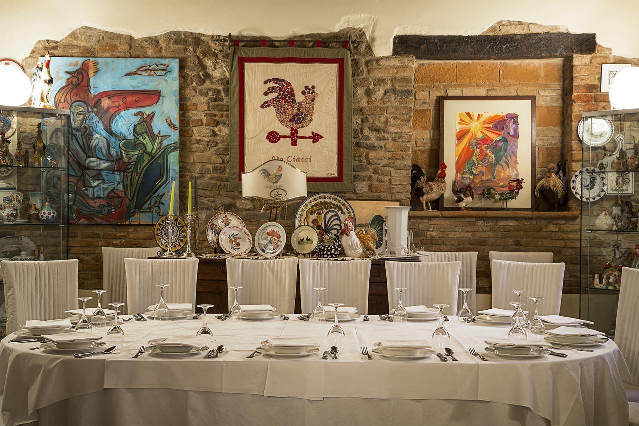 Locanda Da Ciacci Petriano Exterior photo