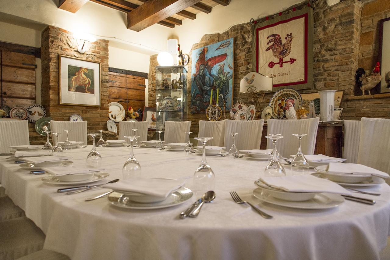 Locanda Da Ciacci Petriano Exterior photo